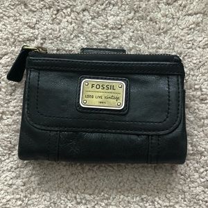 Fossil wallet